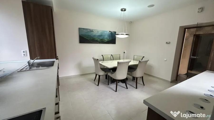 Casă cu 4 camere cu Teren 188 Mp în Ultracentral