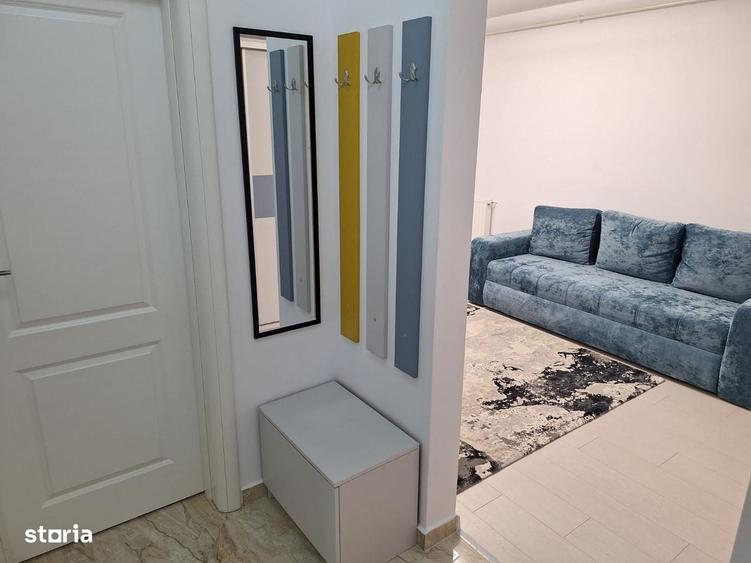 Apartament cu 2 camere, mobilat în Central