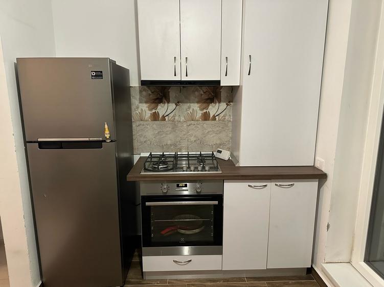 Apartament cu 2 camere semidecomandat, mobilat în Theodor Pallady