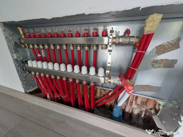 Casă cu 4 camere cu Teren 400 Mp în Central