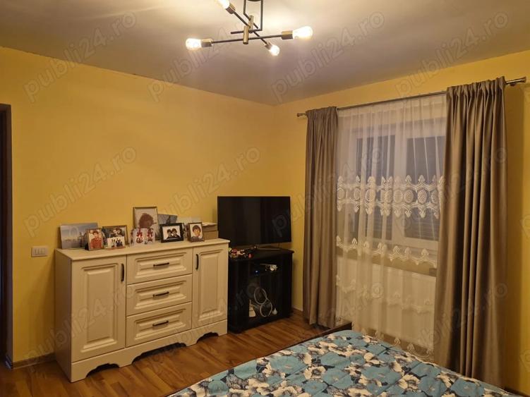 Casă cu 4 camere cu Teren 427 Mp în Central