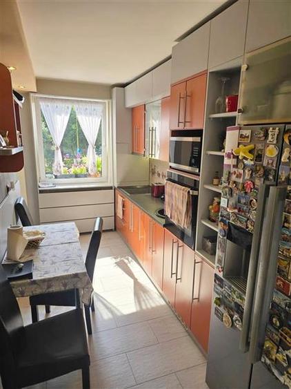 Apartament cu 3 camere circular, mobilat în Astra