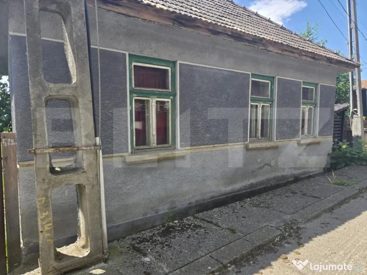 Casă cu 3 camere cu Teren 3900 Mp în Dumbrăvioara