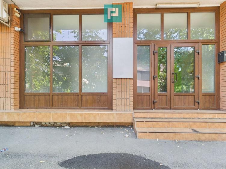 Spațiu comercial, de 48 mp, în Simion Bărnuțiu