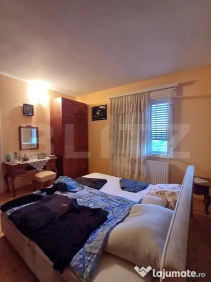 Casă cu 5 camere cu Teren 1085 Mp în Călărași