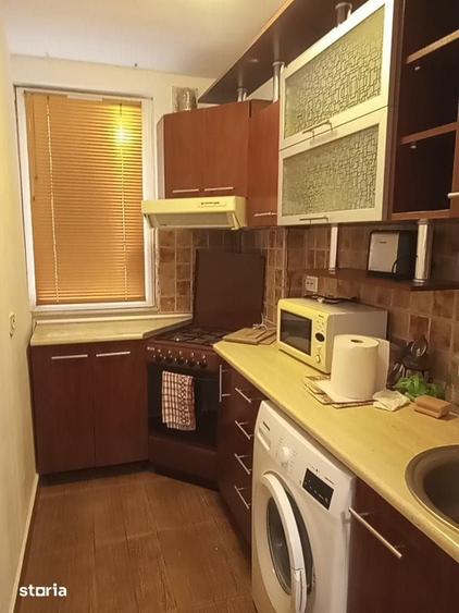 Apartament cu 2 camere în Tei