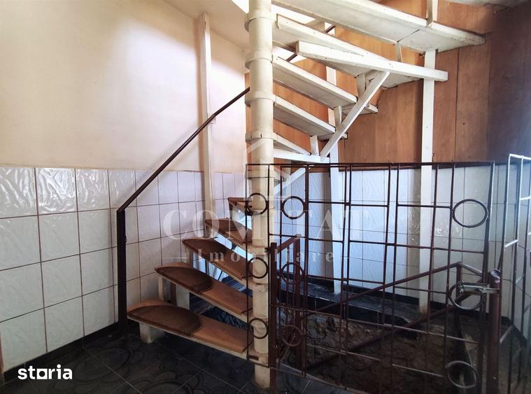 Casă cu 6 camere cu Teren 125 Mp în Central