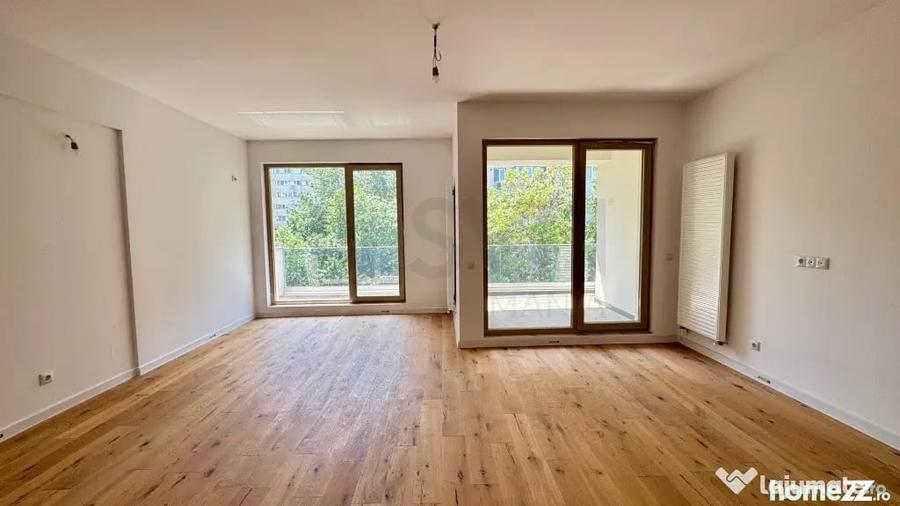 Apartament cu 4 camere decomandat în Iancului