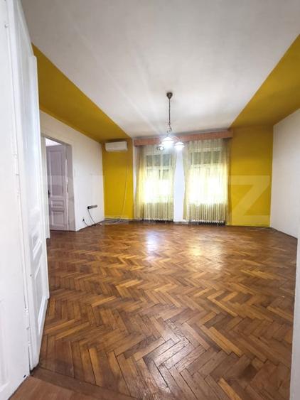 Casă individuală cu 6 camere cu Teren 365 Mp în Bălcescu