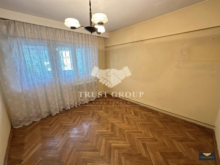 Apartament cu 4 camere decomandat în Titulescu