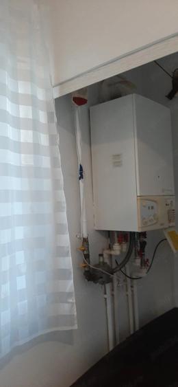 Apartament cu 2 camere decomandat în Micro 20