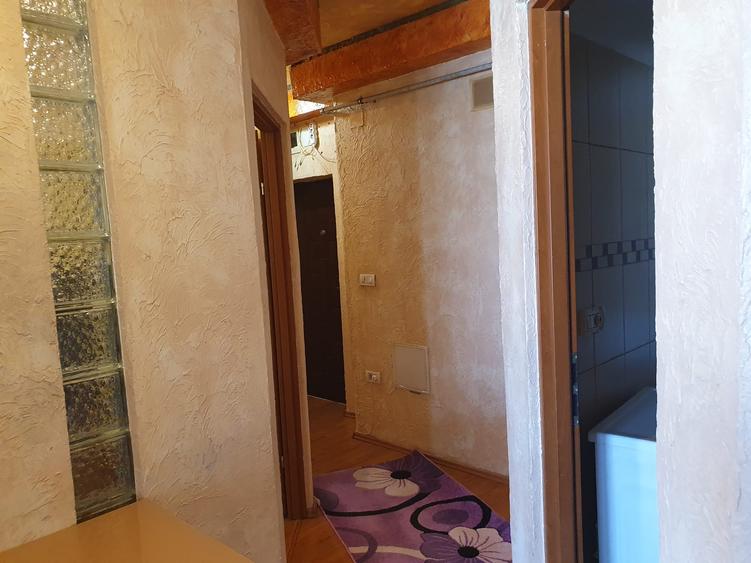 Apartament cu 2 camere decomandat, mobilat în UTA