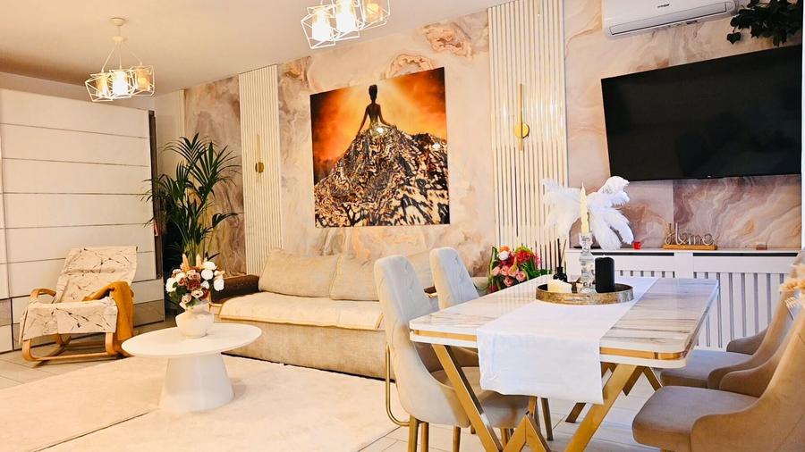 Apartament cu 2 camere decomandat, mobilat în Albert