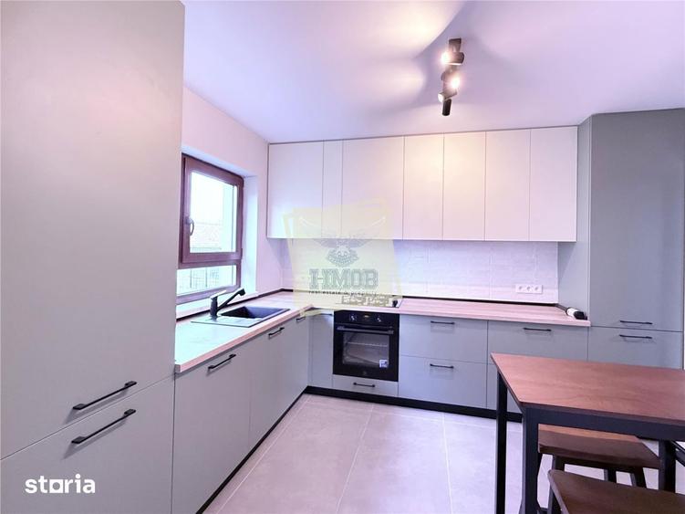 Casă cu 5 camere cu Teren 427 Mp în Central