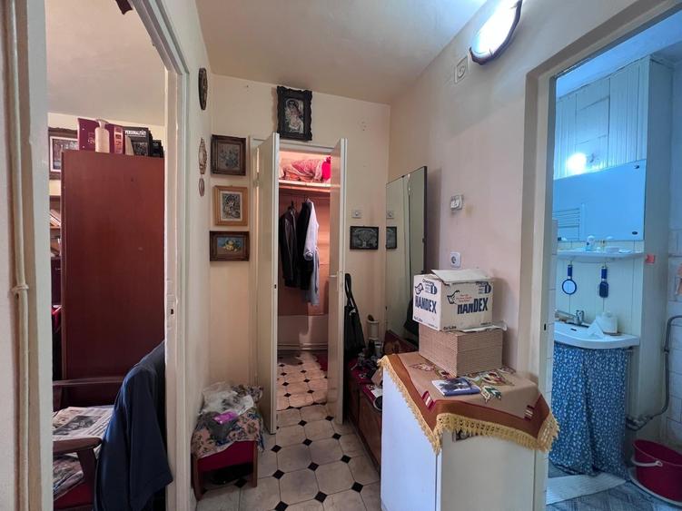Apartament cu 2 camere decomandat în Decebal