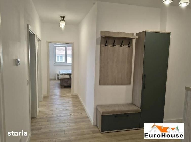 Apartament cu 3 camere decomandat în Cetate