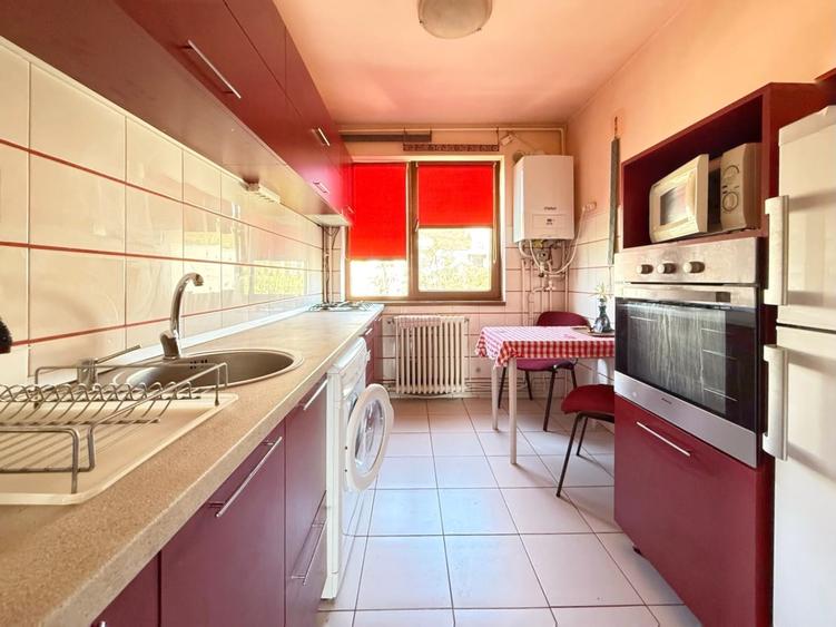 Apartament cu 3 camere decomandat în Grigorescu