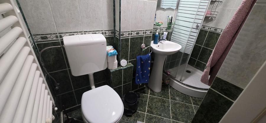 Casă individuală cu 4 camere cu Canalizare în Delfinariu