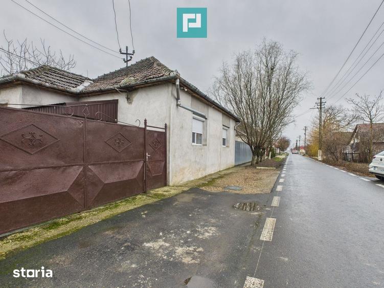 Casă cu 3 camere cu Teren 1356 Mp în Olari