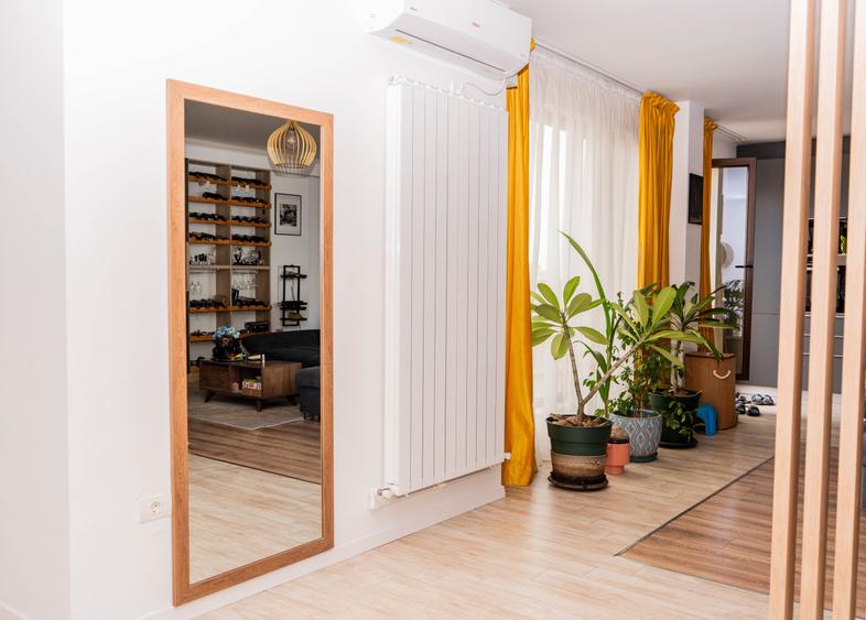 Apartament cu 3 camere decomandat în Km 5