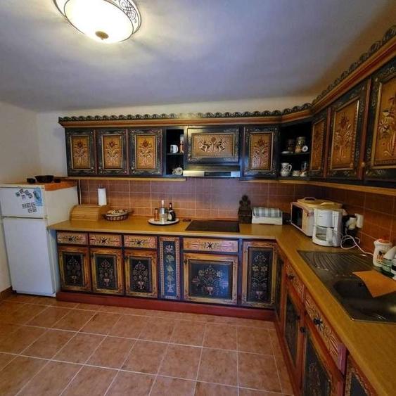 Casă cu 4 camere în Dobârca