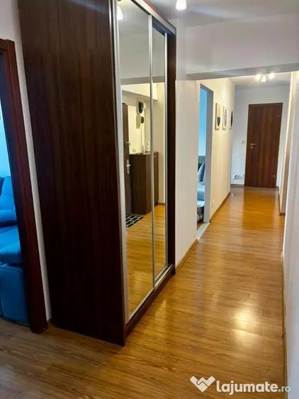 Apartament cu 3 camere decomandat în Alexandru Obregia