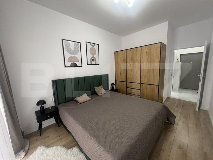 Apartament cu 2 camere semidecomandat, mobilat în Florești