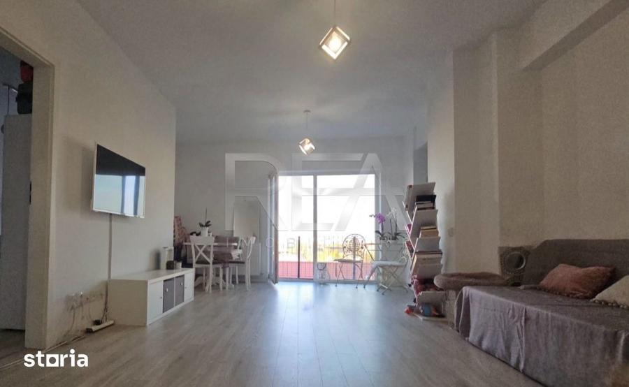Apartament cu 2 camere semidecomandat, mobilat în Central — fotografia 3