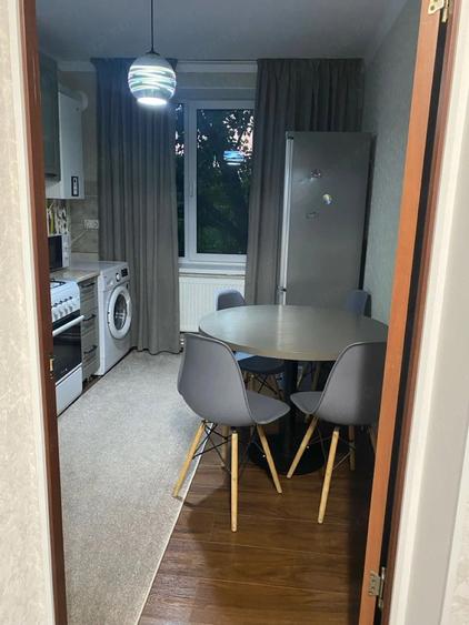 Apartament cu 2 camere decomandat în Panduri