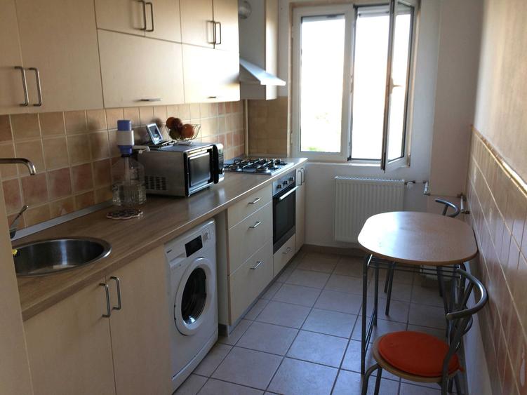 Apartament cu 2 camere semidecomandat în Drumul Taberei