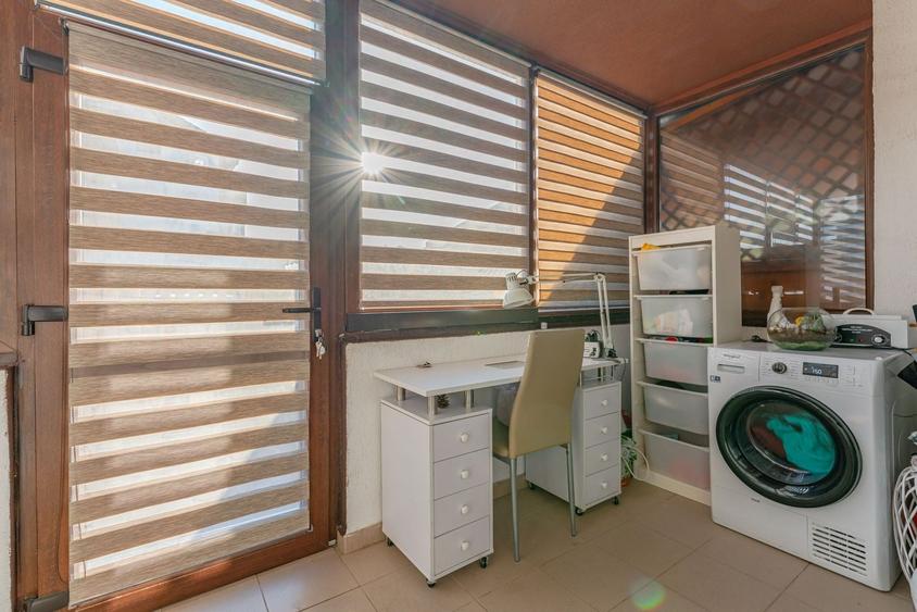 Apartament cu 3 camere decomandat, mobilat în Sânpetru