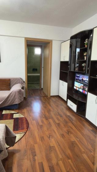 Apartament cu 2 camere semidecomandat în Dacia