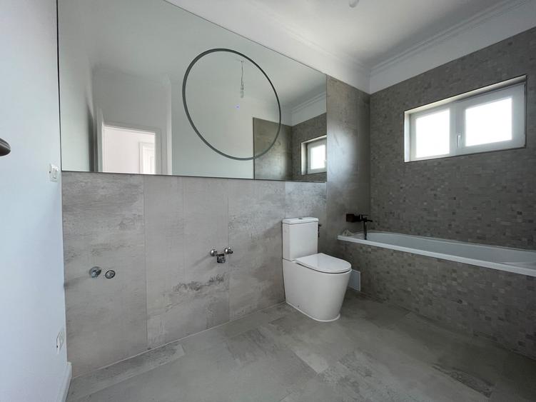 Duplex cu 3 camere cu Canalizare în Moșnița Nouă