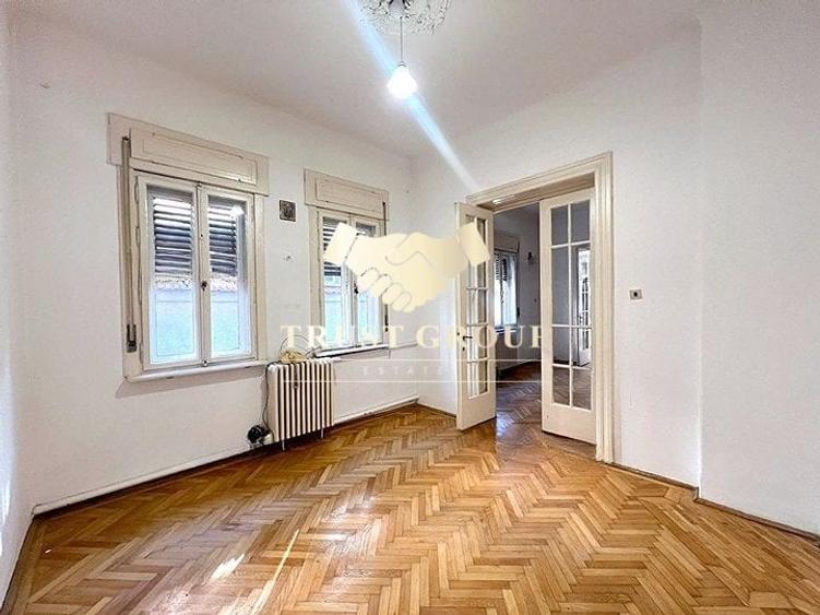 Casă individuală cu 5 camere cu Teren 204 Mp în Dorobanți
