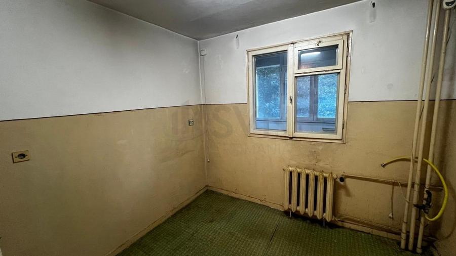 Apartament cu 3 camere decomandat în Vatra Luminoasă