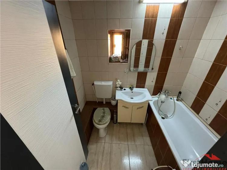 Apartament cu 4 camere decomandat în Obor