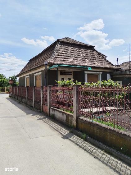 Casa individuala , 3 camere , 244 mp teren - 2