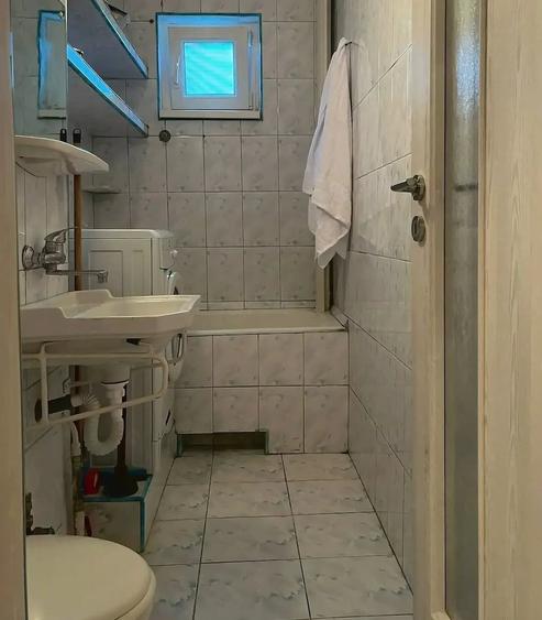 Apartament cu 2 camere semidecomandat în Medicină