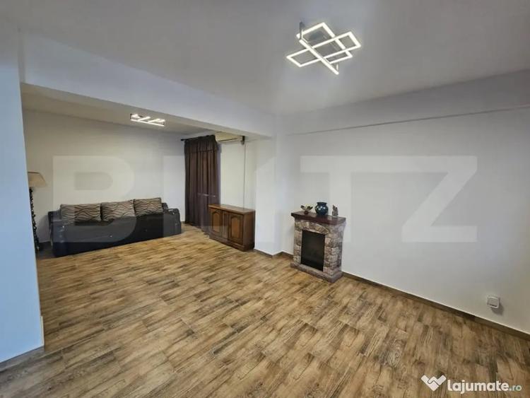 Apartament cu 3 camere decomandat, mobilat în Craiovița Nouă