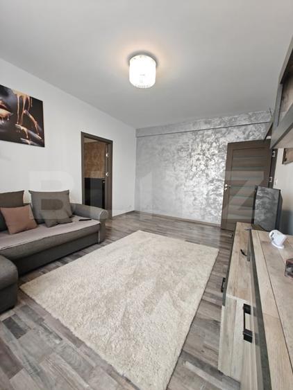 Apartament cu 2 camere decomandat, mobilat în Ultracentral