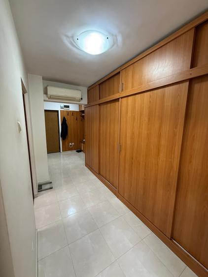 Apartament cu 3 camere decomandat în Gară