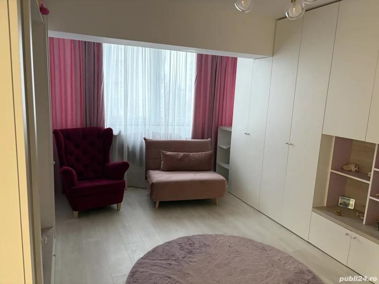 Apartament cu 3 camere decomandat în Central