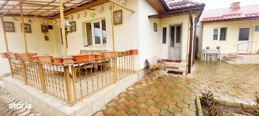 Casă cu 3 camere în Central