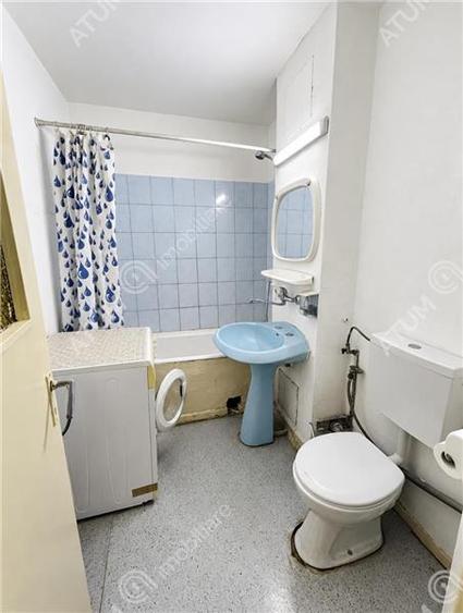 Apartament cu 2 camere decomandat, mobilat în Vasile Aaron