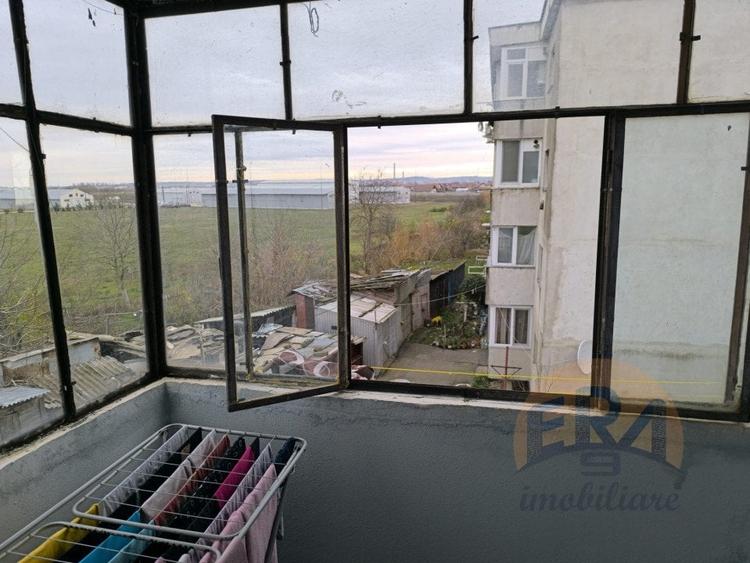 Apartament cu 2 camere decomandat, mobilat în Sântandrei