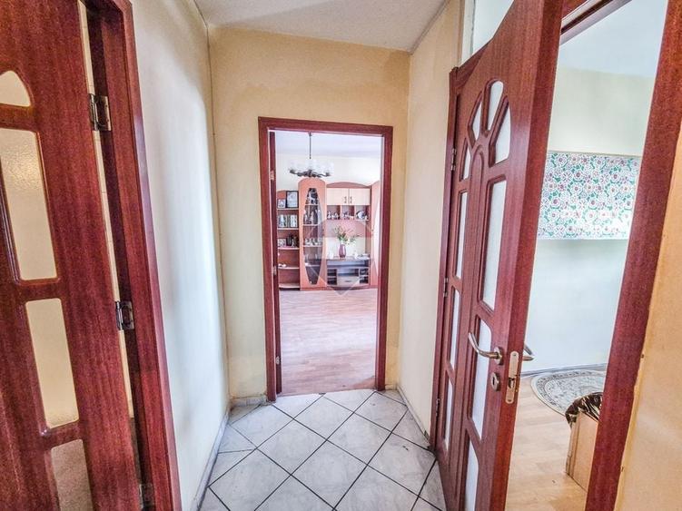 Apartament cu 2 camere decomandat, mobilat în Titulescu
