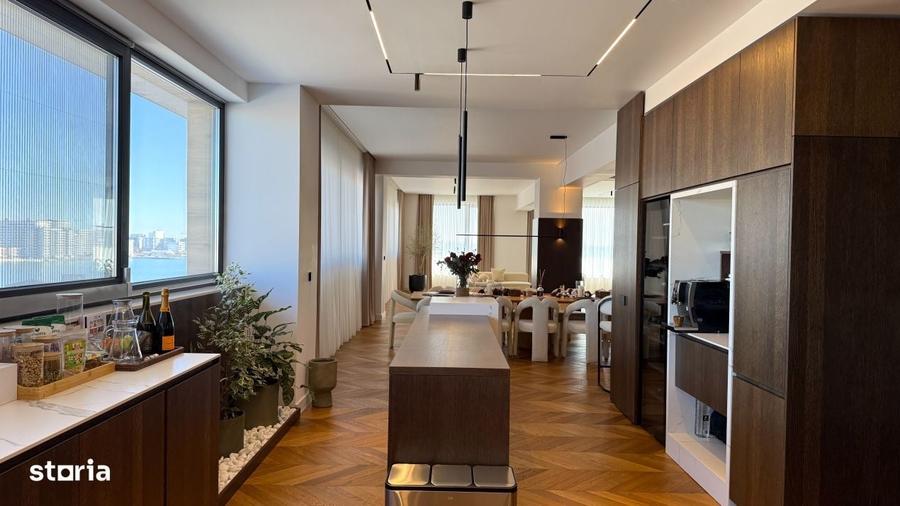 Apartament cu 4 camere în Nord