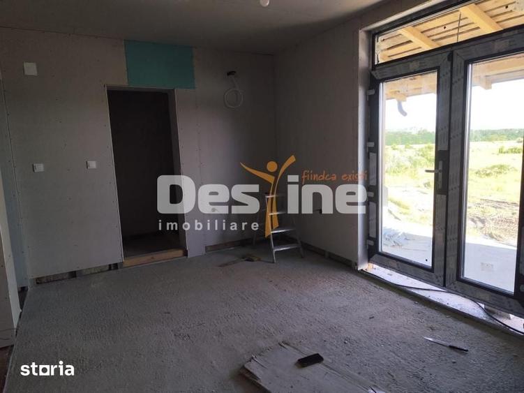 Casă cu 4 camere cu Teren 500 Mp în Scorțeni