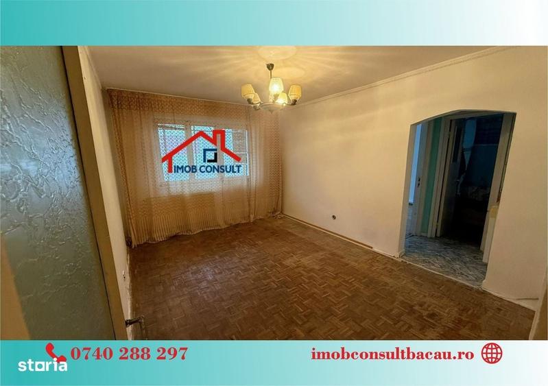 Apartament cu 3 camere semidecomandat în Banca Națională