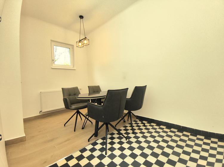 Apartament cu 2 camere decomandat, mobilat în Centrul Istoric